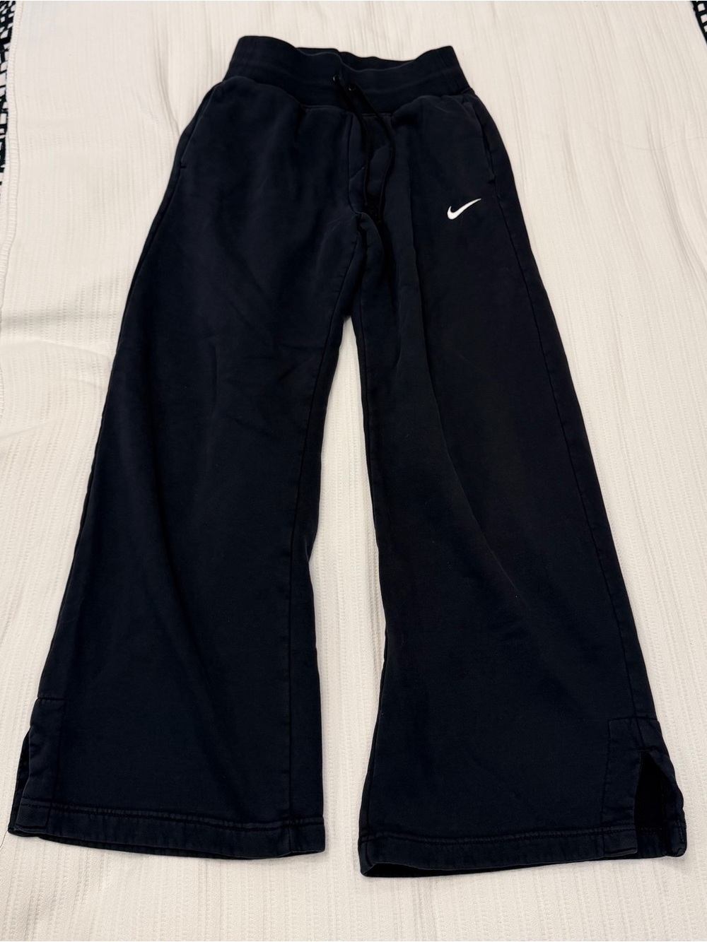 Nike Pants Womens Small Black Phoenix Fleece Wide Leg Sweatpants High Waisted